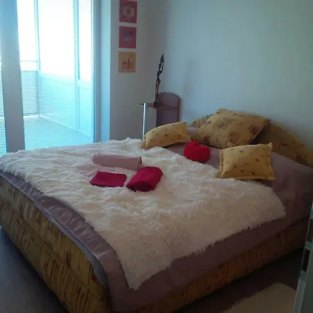 Beautiful Newly Built With Parking 公寓 *